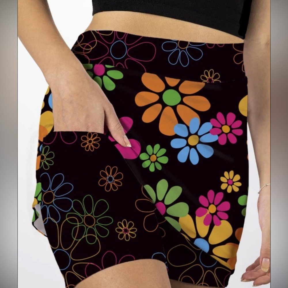 Skort Obsession Night Daisies Tennis Golf Pull On Pockets Shorts Size Med NWOT